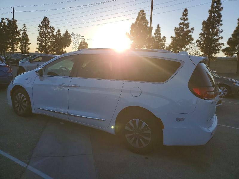 Photo 2 from auction – 2021 CHRYSLER PACIFICA with VIN 2C4RC1S79MR563297
