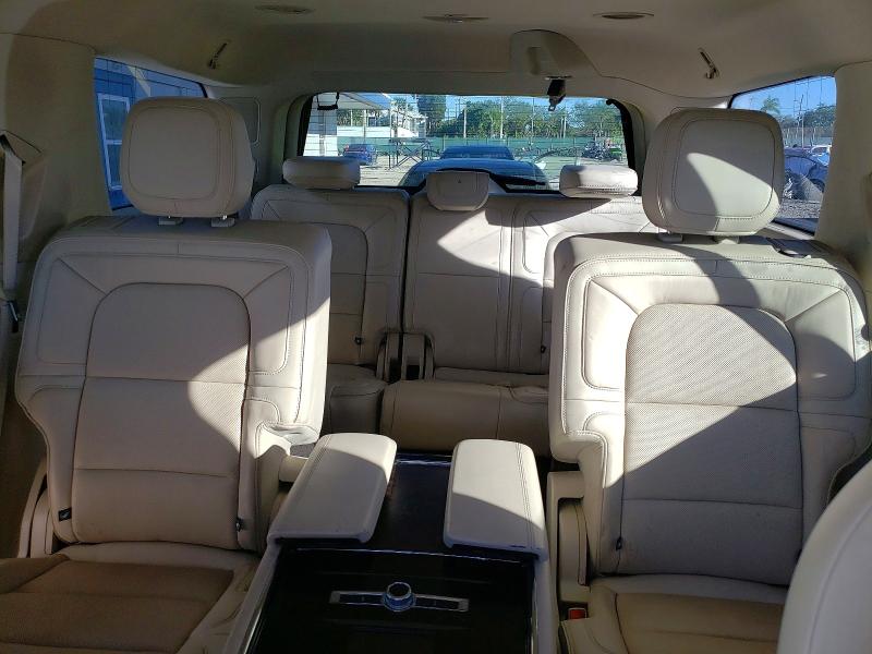 Photo 10 from auction – 2019 LINCOLN NAVIGATOR with VIN 5LMJJ2LT3KEL20057