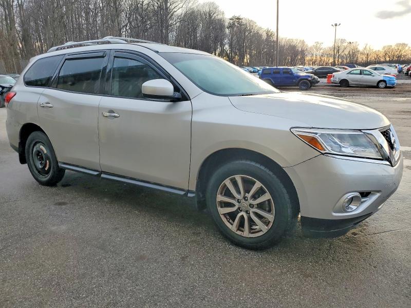 Photo 4 from auction – 2015 NISSAN PATHFINDER with VIN 5N1AR2MN9FC678454