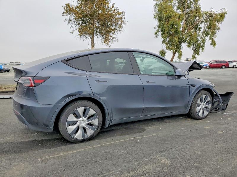 Photo 3 from auction – 2020 TESLA MODEL Y with VIN 5YJYGDEE6LF018924