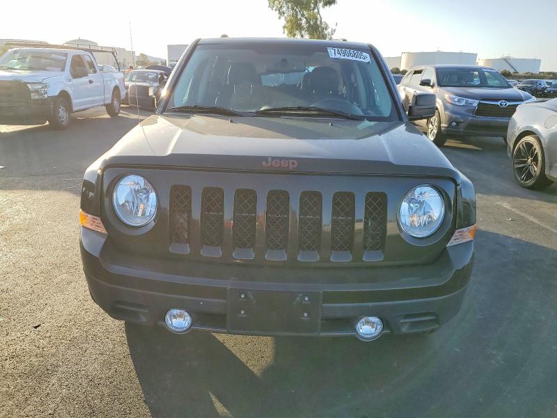 Photo 5 from auction – 2017 JEEP PATRIOT SP with VIN 1C4NJPBB9HD103173