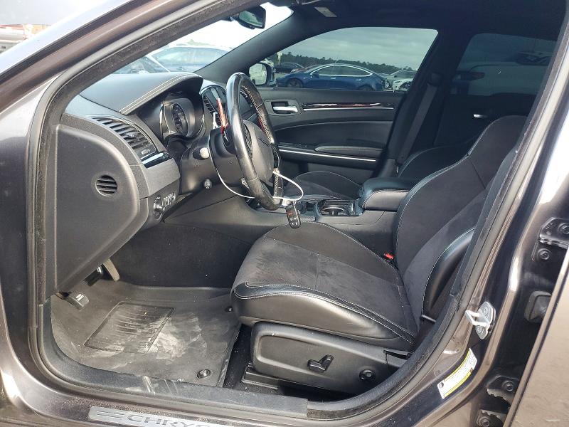 Photo 7 from auction – 2019 CHRYSLER 300 S with VIN 2C3CCABT7KH604987