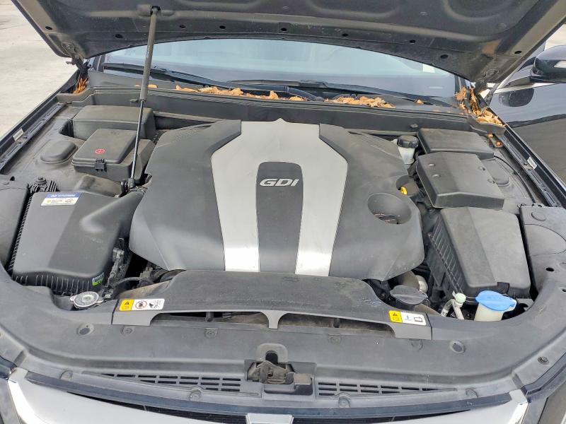 Photo 11 from auction – 2013 HYUNDAI GENESIS with VIN KMHGC4DDXDU247434