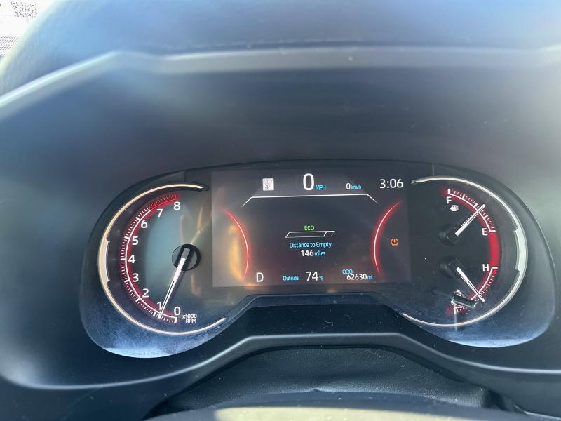 Photo 8 from auction – 2023 TOYOTA RAV4 XLE P with VIN 2T3C1RFV4PW282991