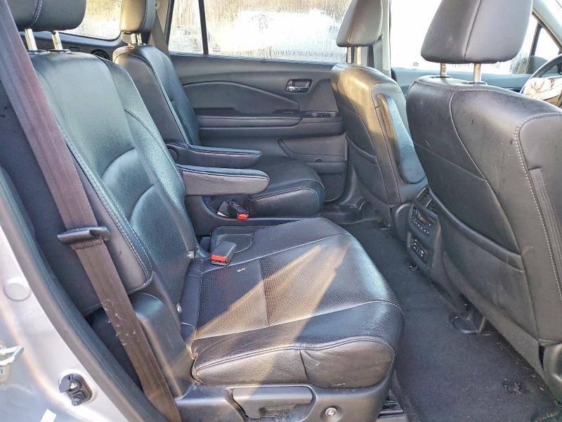 Photo 11 from auction – 2016 HONDA PILOT ELIT with VIN 5FNYF6H00GB125777