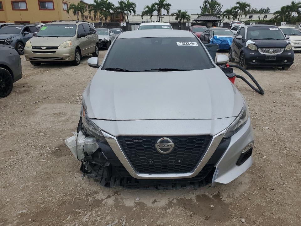 Photo 5 from auction – 2022 NISSAN ALTIMA with VIN 1N4BL4DV6NN382824