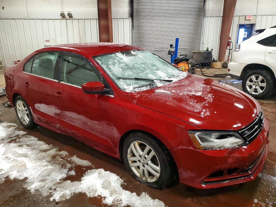 Photo 4 from auction – 2017 VOLKSWAGEN JETTA with VIN 3VW2B7AJ8HM265872