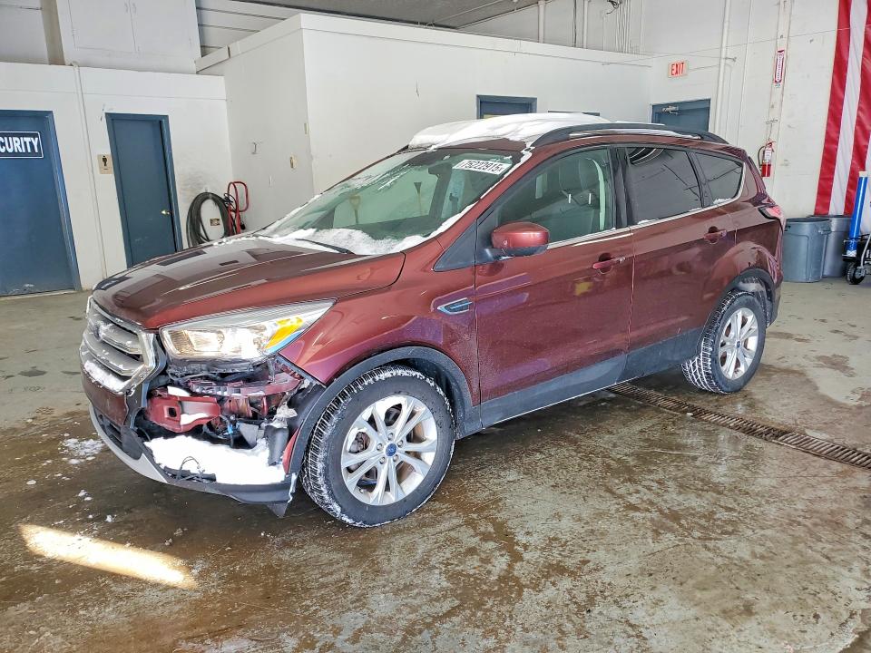 FORD ESCAPE SE 2018 with VIN 1FMCU9GD0JUC29914 - Photo from auction
