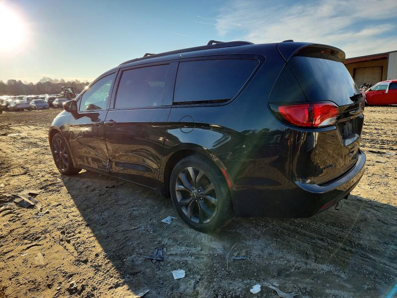 Photo 2 from auction – 2018 CHRYSLER PACIFICA T with VIN 2C4RC1BG0JR183101