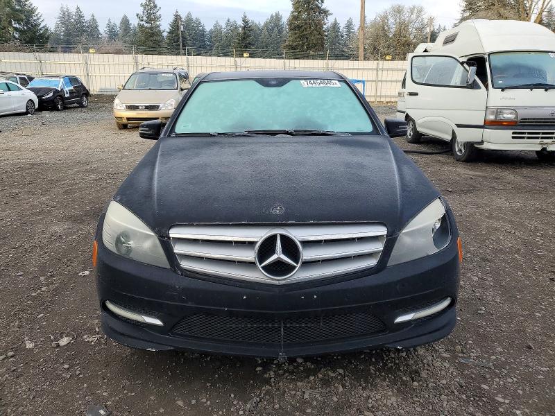 Photo 5 from auction – 2011 MERCEDES-BENZ C 300 with VIN WDDGF5EB3BR136762