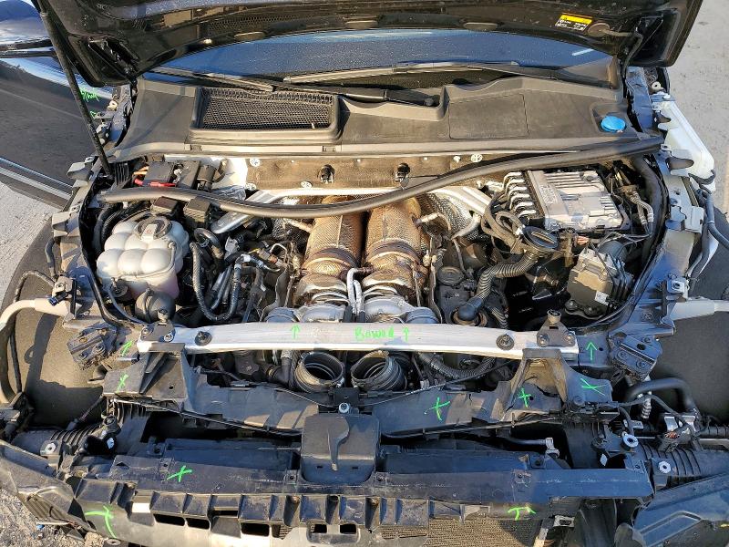 Photo 12 from auction – 2019 BENTLEY BENTAYGA with VIN SJAAM2ZV0KC024966