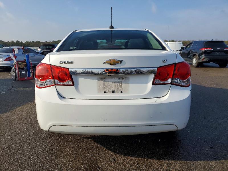 Photo 6 from auction – 2016 CHEVROLET CRUZE with VIN 1G1PE5SB4G7216729