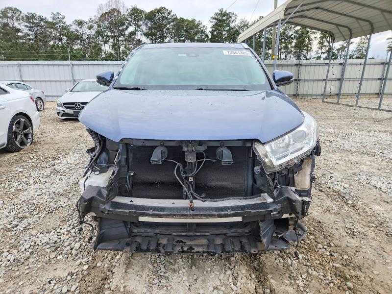 Photo 5 from auction – 2017 TOYOTA HIGHLANDER with VIN 5TDKZRFH8HS187996