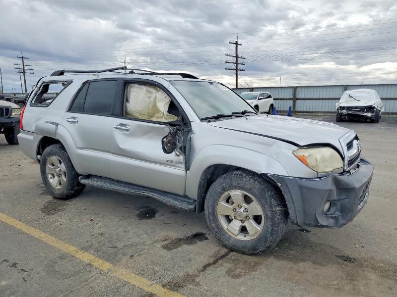 Photo 4 from auction – 2008 TOYOTA 4RUNNER SR with VIN JTEBU14R38K011484