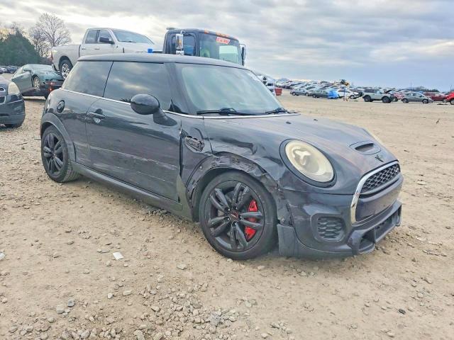 Photo 4 from auction – 2016 MINI COOPER with VIN WMWXM9C51GT996722