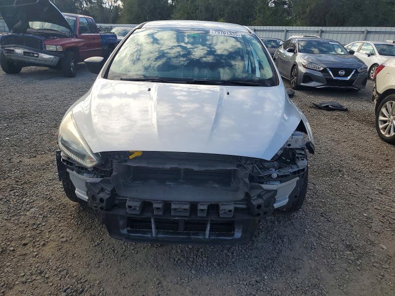 Photo 5 from auction – 2017 FORD FOCUS with VIN 1FADP3E25HL256580