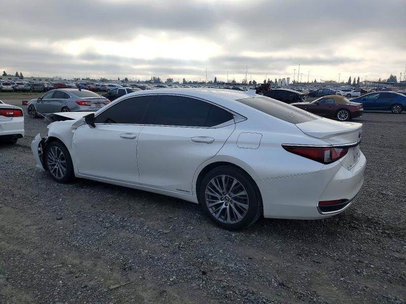 Photo 2 from auction – 2019 LEXUS ES with VIN 58AB21B15KU001126