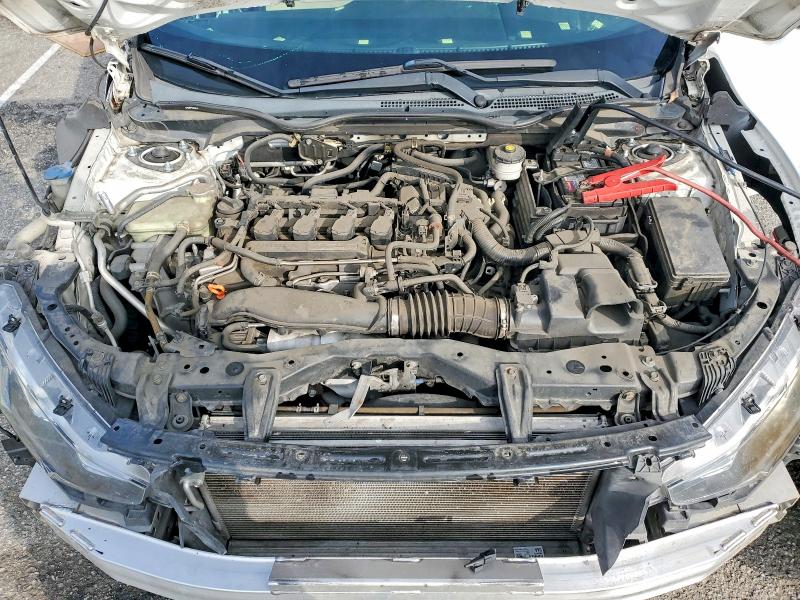 Photo 11 from auction – 2017 HONDA CIVIC SPOR with VIN SHHFK7H41HU427235