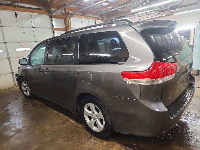 Photo 2 from auction – 2012 TOYOTA SIENNA LE with VIN 5TDKK3DC7CS277156