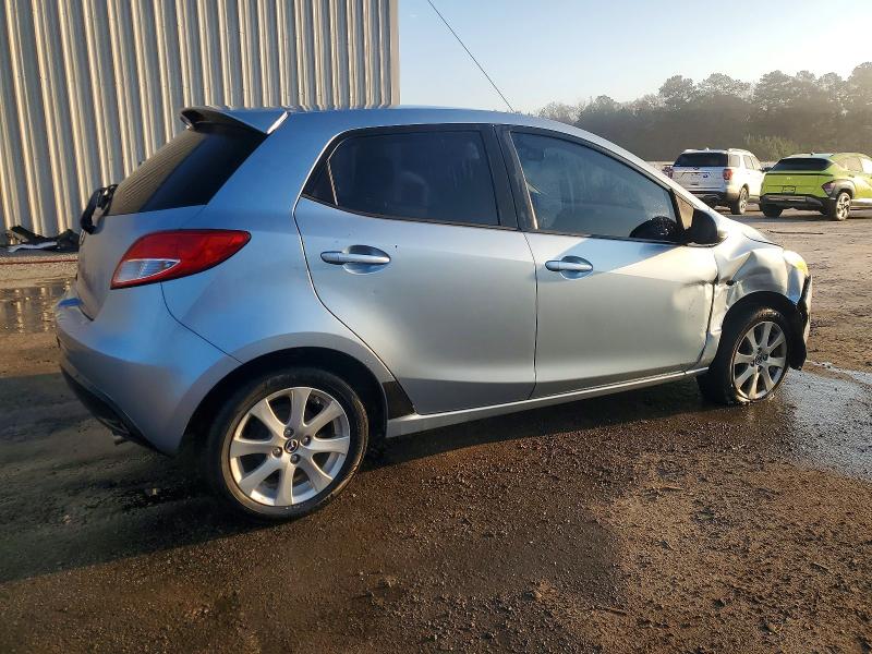 Photo 3 from auction – 2013 MAZDA MAZDA2 with VIN JM1DE1LZ9D0163190