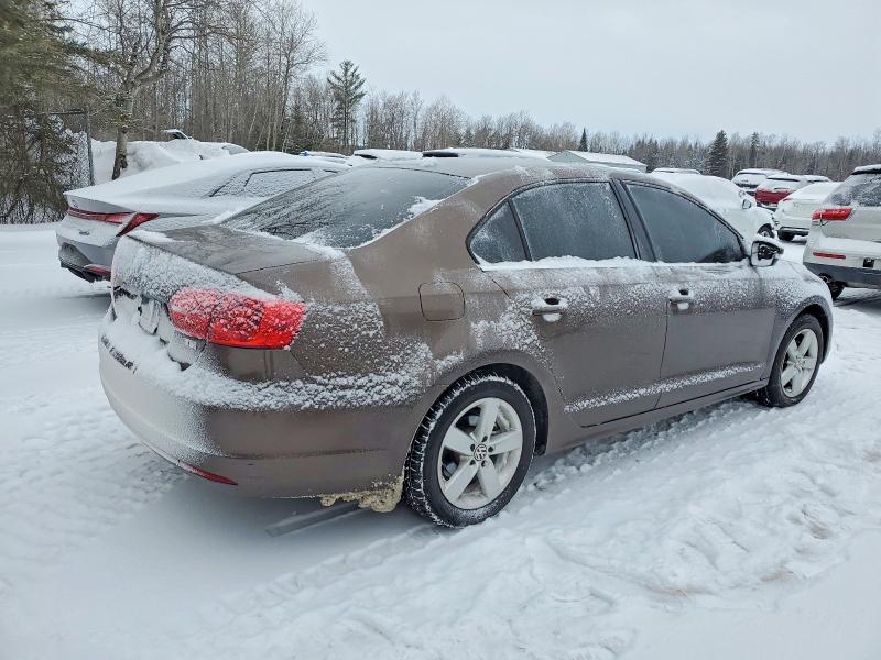 Photo 3 from auction – 2014 VOLKSWAGEN JETTA SE with VIN 3VWD07AJ7EM409017