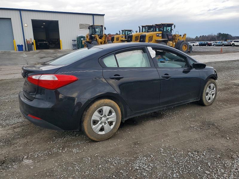 Photo 3 from auction – 2016 KIA FORTE LX with VIN KNAFK4A69G5441957