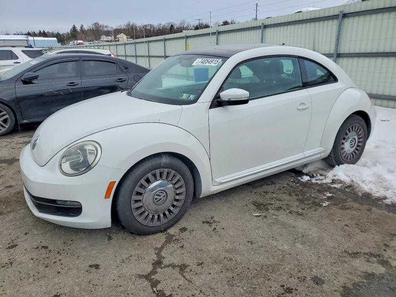 Photo 1 from auction – 2014 VOLKSWAGEN BEETLE with VIN 3VWJ17AT5EM667215