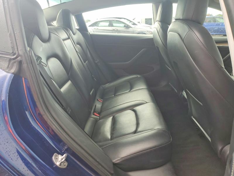 Photo 10 from auction – 2022 TESLA MODEL 3 with VIN 5YJ3E1EA5NF371928