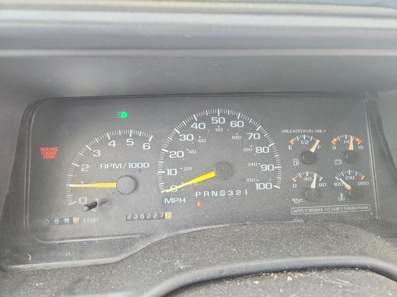 Photo 9 from auction – 1998 GMC SIERRA C15 with VIN 1GTEC19W1WE514915