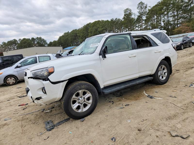 TOYOTA 4RUNNER SR 2015 with VIN JTEBU5JR9F5211678 - Photo from auction