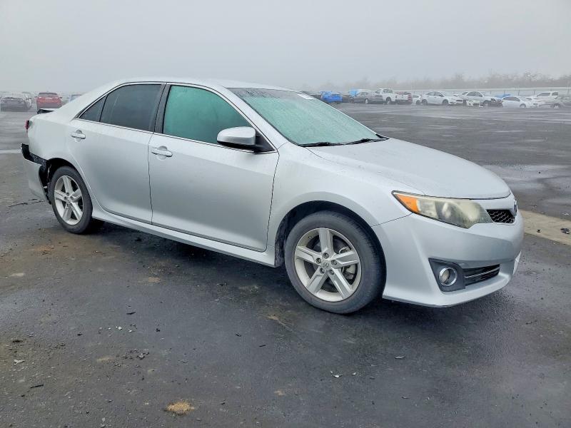 Photo 4 from auction – 2014 TOYOTA CAMRY L with VIN 4T1BF1FK3EU815469