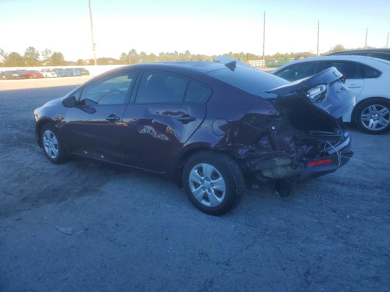 Photo 2 from auction – 2017 KIA FORTE LX with VIN 3KPFK4A72HE121946