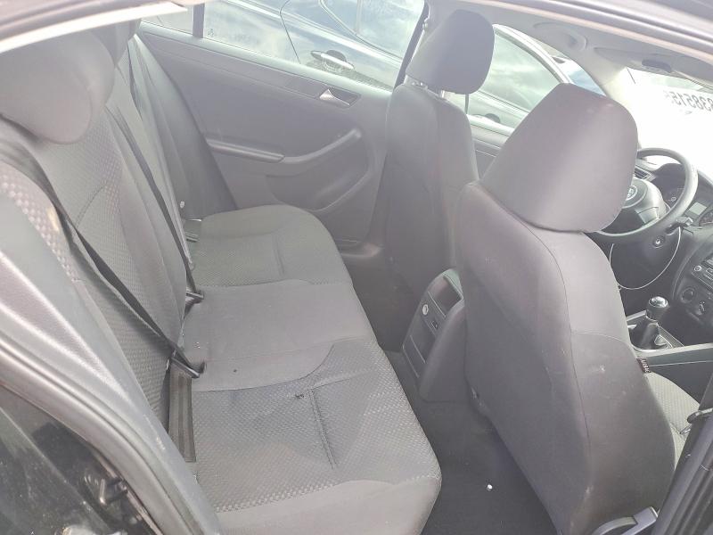 Photo 10 from auction – 2014 VOLKSWAGEN JETTA with VIN 3VW1K7AJ8EM333496