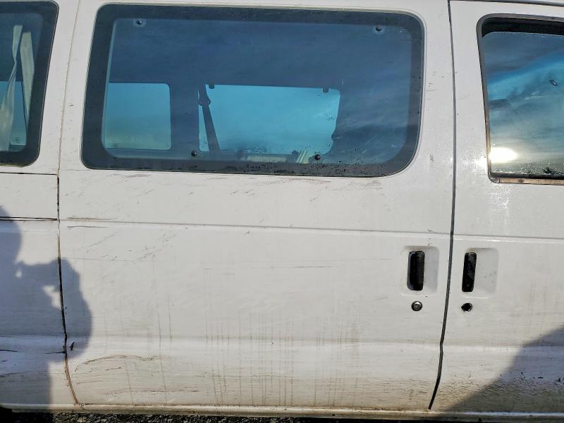 Photo 11 from auction – 2002 FORD ECONOLINE with VIN 1FBSS31S32HA07361