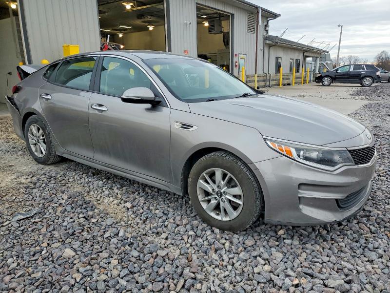Photo 4 from auction – 2018 KIA OPTIMA LX with VIN 5XXGT4L38JG183165