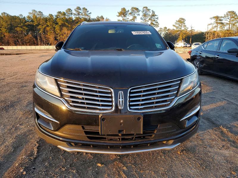 Photo 5 from auction – 2017 LINCOLN MKC RESERV with VIN 5LMCJ3D97HUL13550