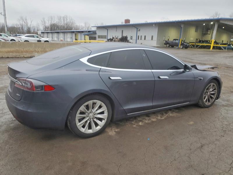 Photo 3 from auction – 2016 TESLA MODEL S with VIN 5YJSA1E28GF170415