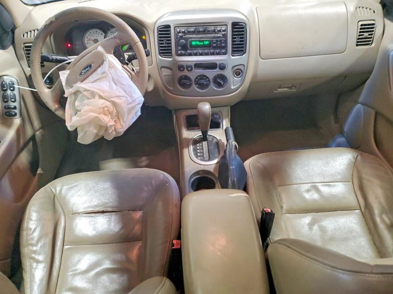 Photo 8 from auction – 2005 FORD ESCAPE XLT with VIN 1FMYU93175KA02271