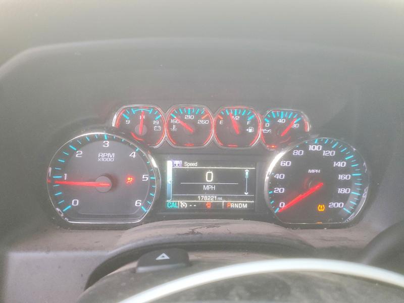 Photo 9 from auction – 2016 CHEVROLET SILVERADO with VIN 3GCUKREHXGG156857