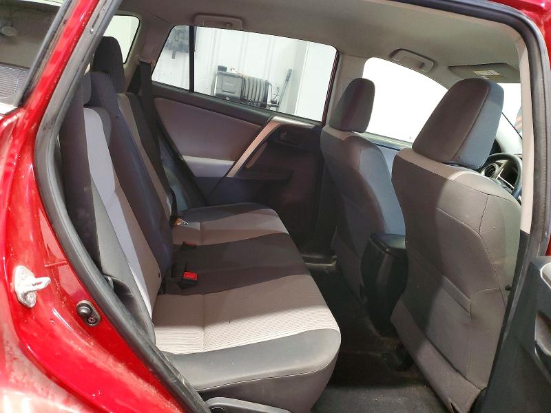 Photo 11 from auction – 2015 TOYOTA RAV4 LE with VIN JTMBFREV6FJ033457