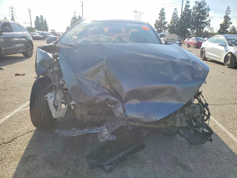 Photo 11 from auction – 2017 TOYOTA COROLLA L with VIN 5YFBURHEXHP647671