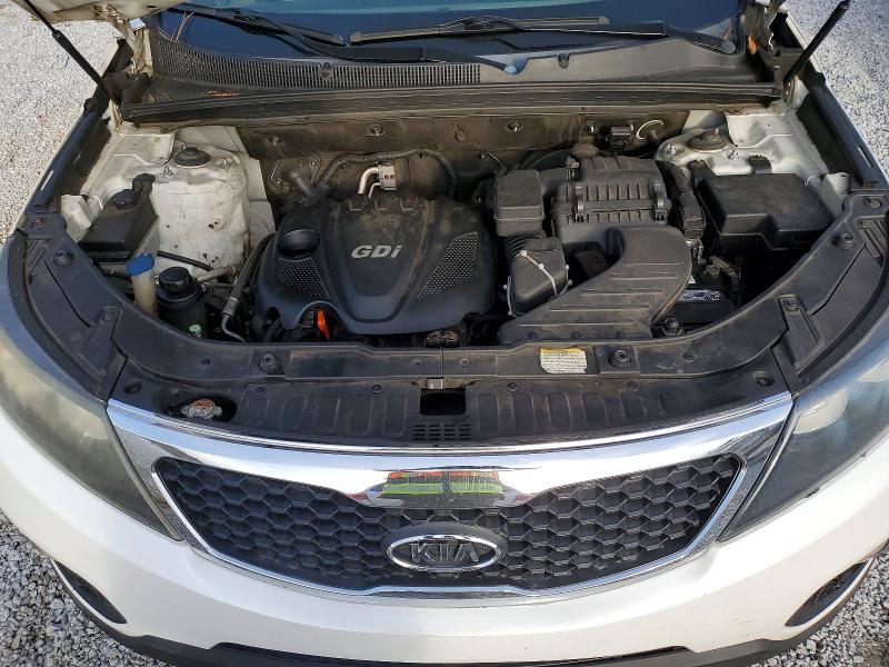Photo 12 from auction – 2013 KIA SORENTO LX with VIN 5XYKT3A67DG419631