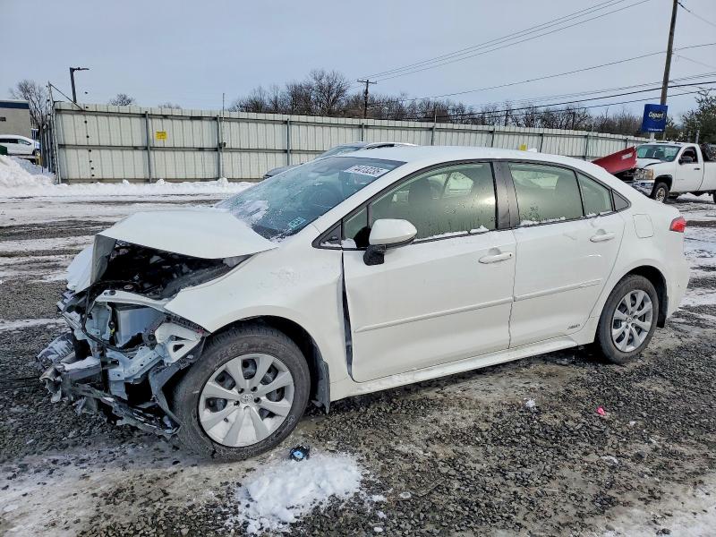 Photo 1 from auction – 2025 TOYOTA COROLLA with VIN JTDBDMHE4S3017308
