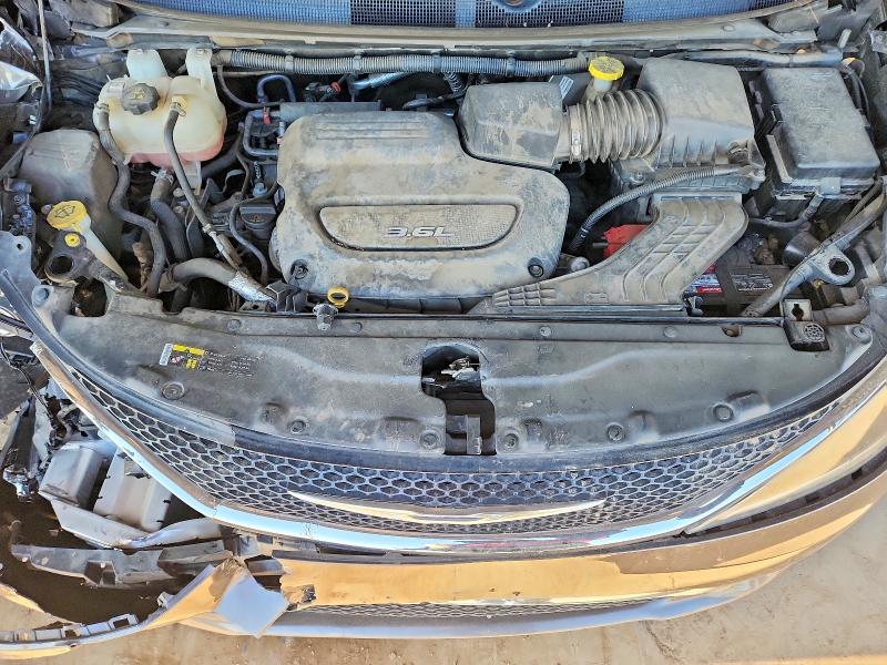 Photo 12 from auction – 2017 CHRYSLER PACIFICA with VIN 2C4RC1BG9HR539748