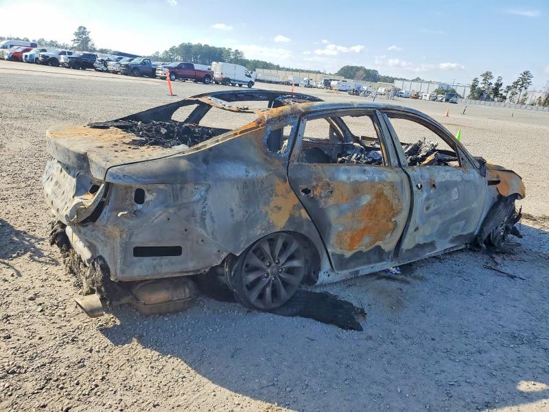 Photo 3 from auction – 2018 KIA OPTIMA with VIN 5XXGU4L3XJG202165