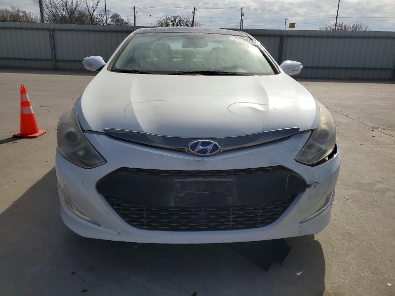 Photo 5 from auction – 2015 HYUNDAI SONATA HYB with VIN KMHEC4A43FA124087