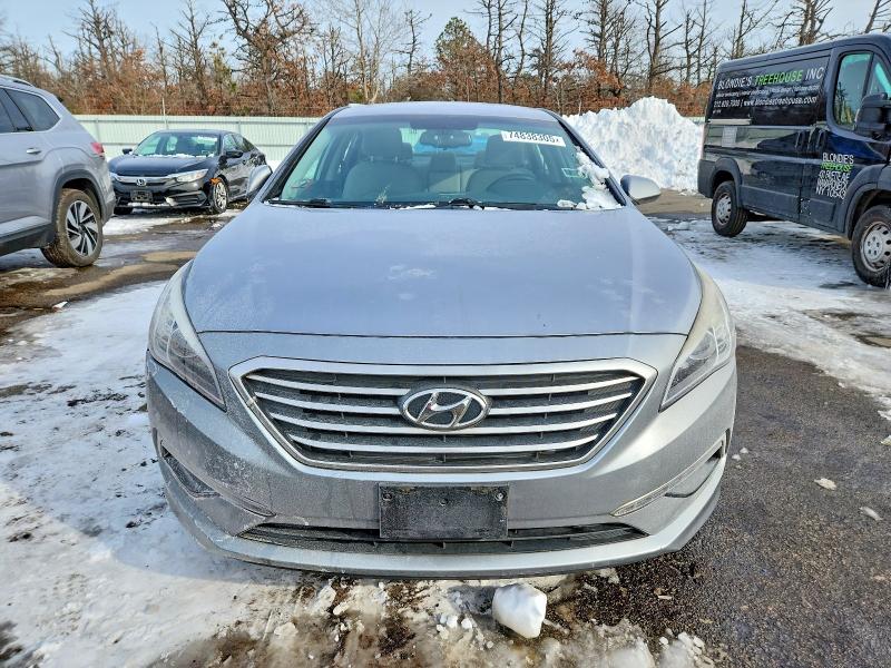 Photo 5 from auction – 2015 HYUNDAI SONATA SE with VIN 5NPE24AF2FH210248