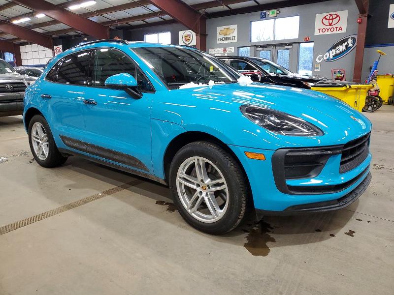 Photo 4 from auction – 2022 PORSCHE MACAN with VIN WP1AA2A53NLB01643