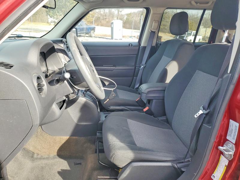 Photo 7 from auction – 2017 JEEP PATRIOT with VIN 1C4NJRBB1HD138804