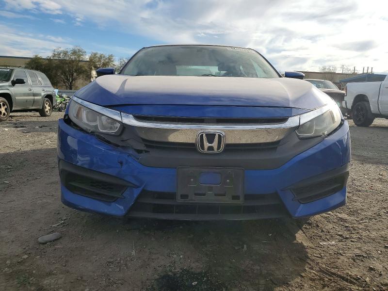 Photo 5 from auction – 2017 HONDA CIVIC with VIN 2HGFC2F76HH522271